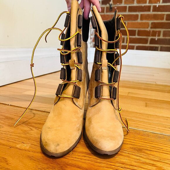 Timberland Women's High Heel Wheat Boots Size 7 M - Picture 10 of 16